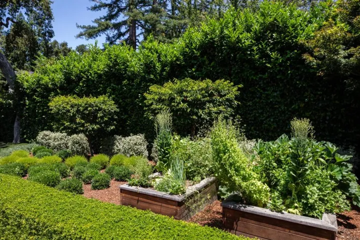 915 Berkeley Avenue, Menlo Park, California 94025