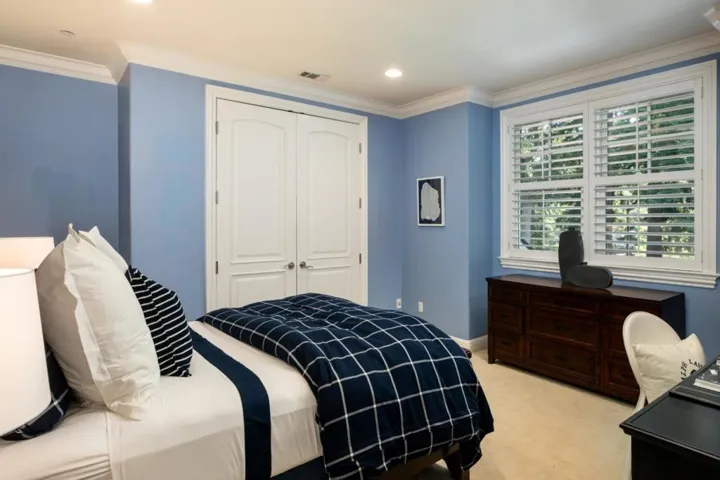 915 Berkeley Avenue, Menlo Park, California 94025