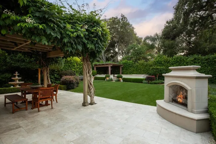 915 Berkeley Avenue, Menlo Park, California 94025