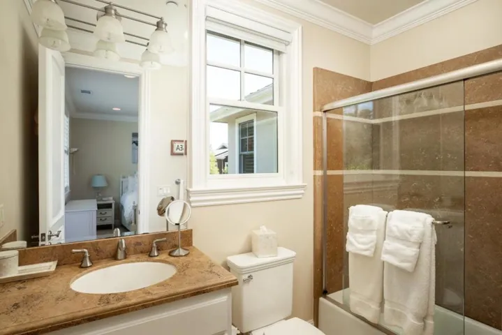 915 Berkeley Avenue, Menlo Park, California 94025