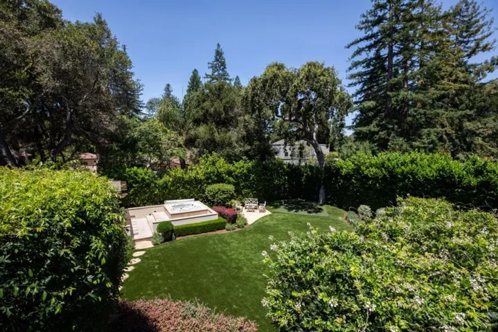 915 Berkeley Avenue, Menlo Park, California 94025