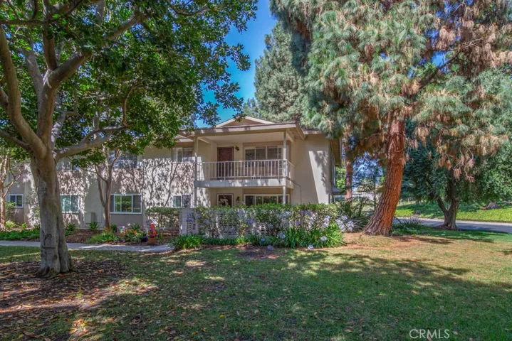 175 Avenida Majorca N, Laguna Woods, California 92637