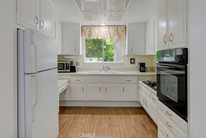 175 Avenida Majorca N, Laguna Woods, California 92637