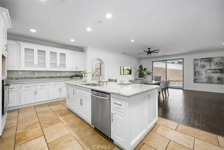 22800 Granite Dome Pl, Canyon Lake, California 92587