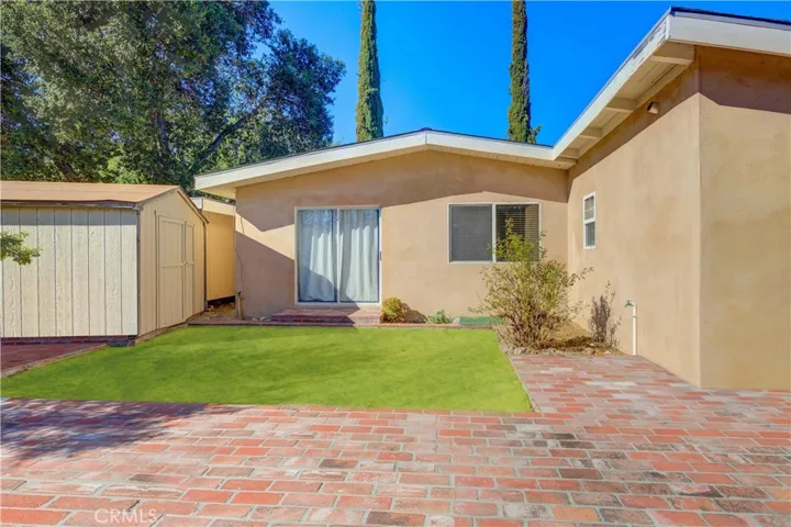 Backyard -Virtually enhanced