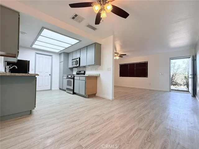 2757 Bluegrass Avenue, 29 Palms, California 92277