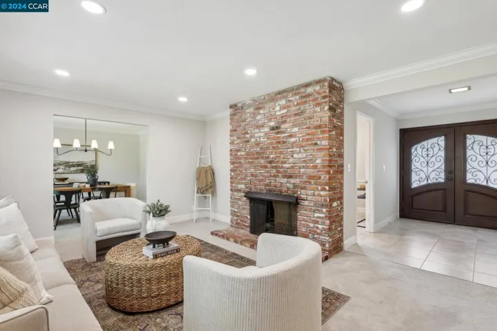 94 Banbridge Pl, Pleasant Hill, California 94523