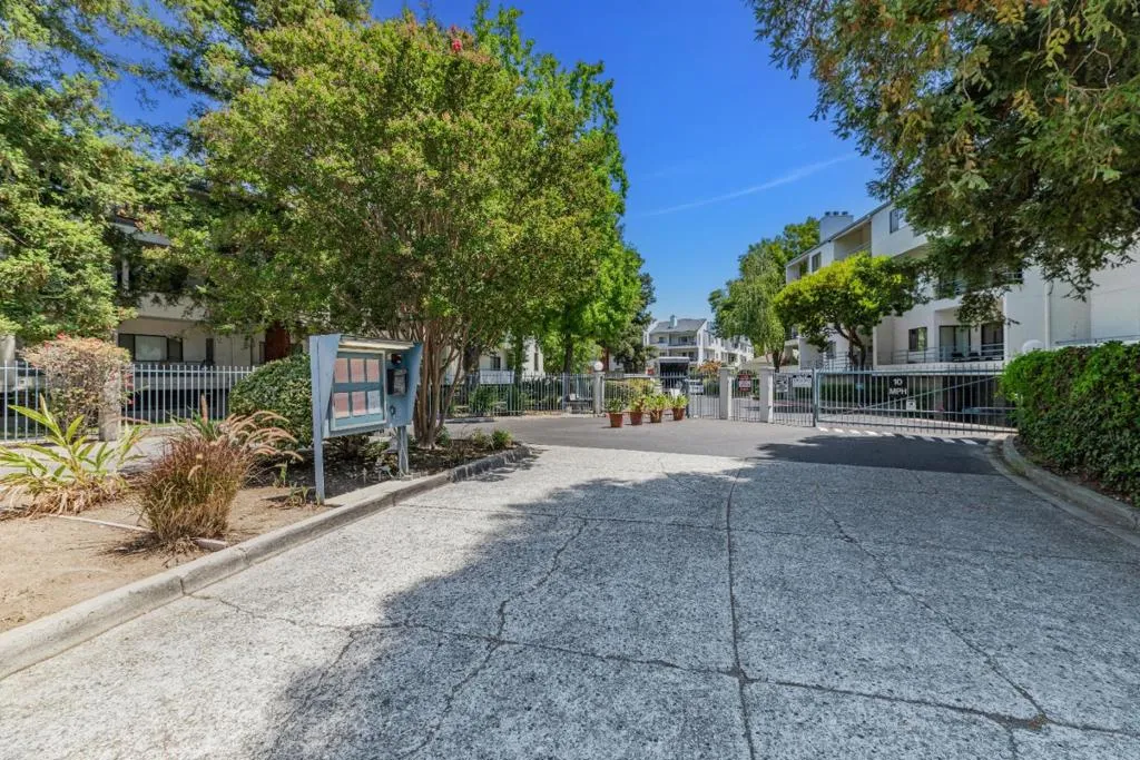 4681 Albany Circle 146, San Jose, California 95129 home-pic-14