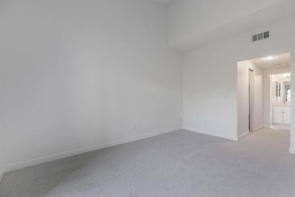 4681 Albany Circle 146, San Jose, California 95129 home-pic-40