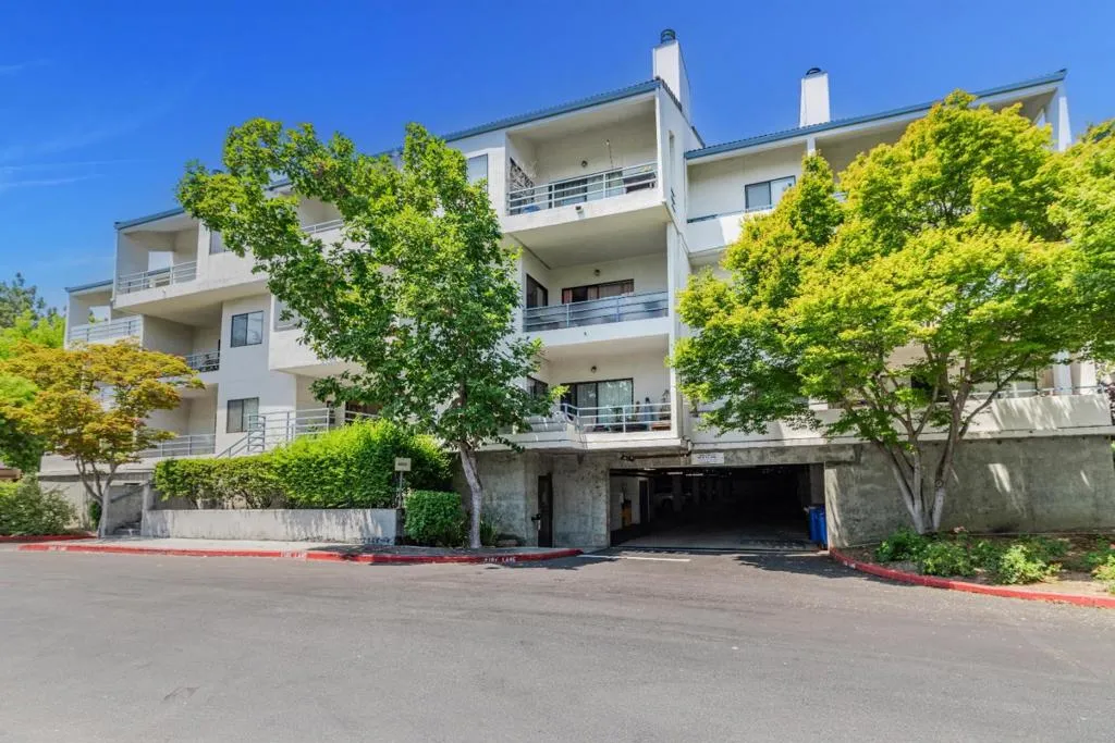 4681 Albany Circle 146, San Jose, California 95129 home-pic-48