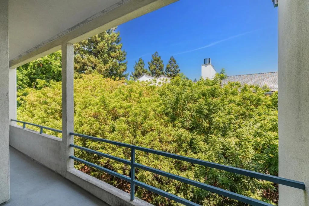 4681 Albany Circle 146, San Jose, California 95129 home-pic-36