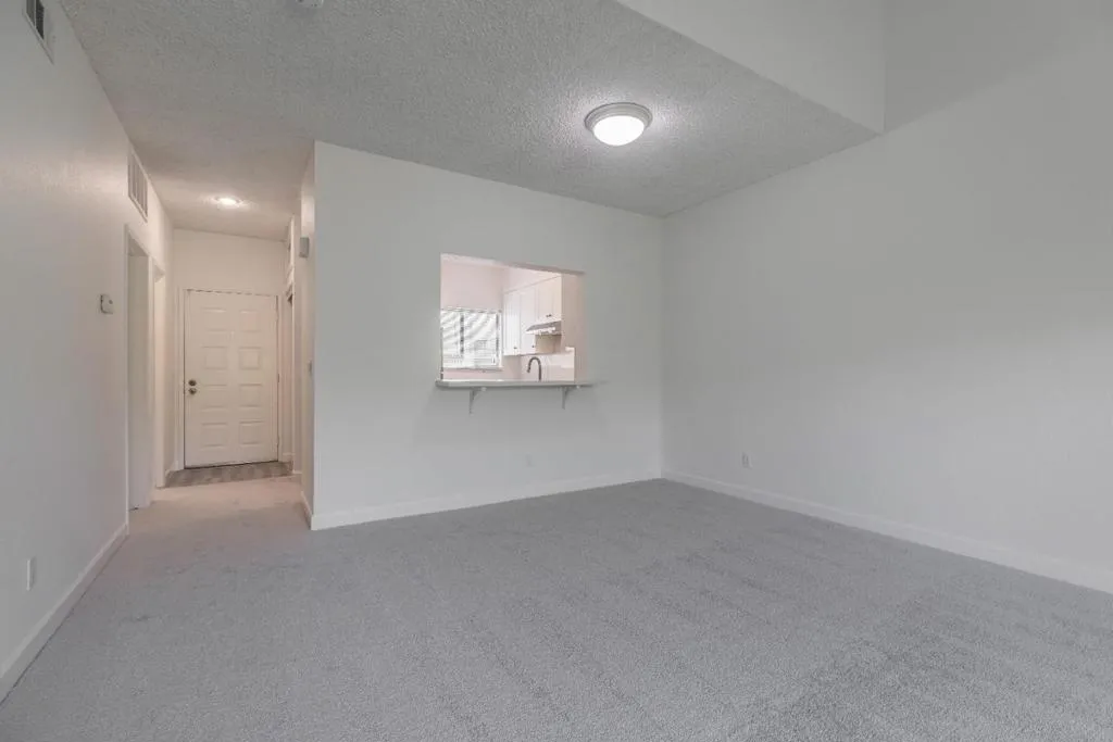 4681 Albany Circle 146, San Jose, California 95129 home-pic-43