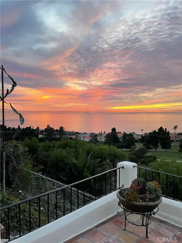 30125 Avenida Classica, Rancho Palos Verdes, California 90275