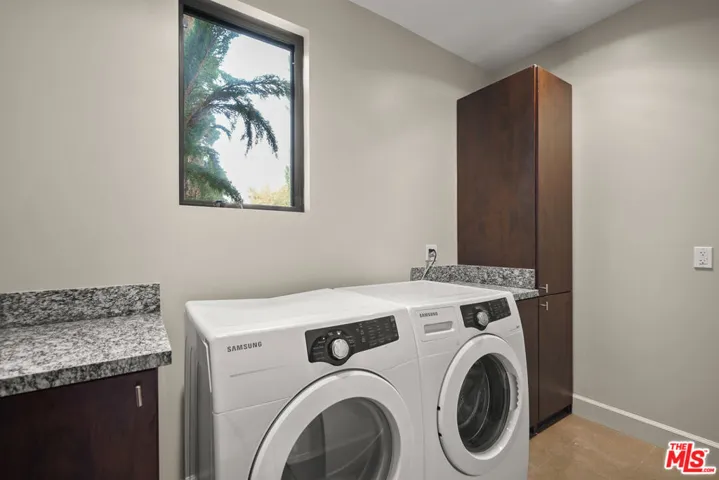 536 N Crescent Heights Boulevard, Los Angeles, California 90048