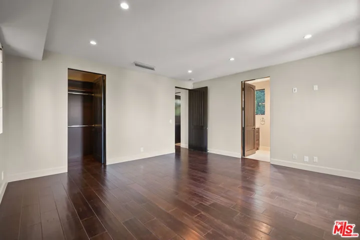 536 N Crescent Heights Boulevard, Los Angeles, California 90048