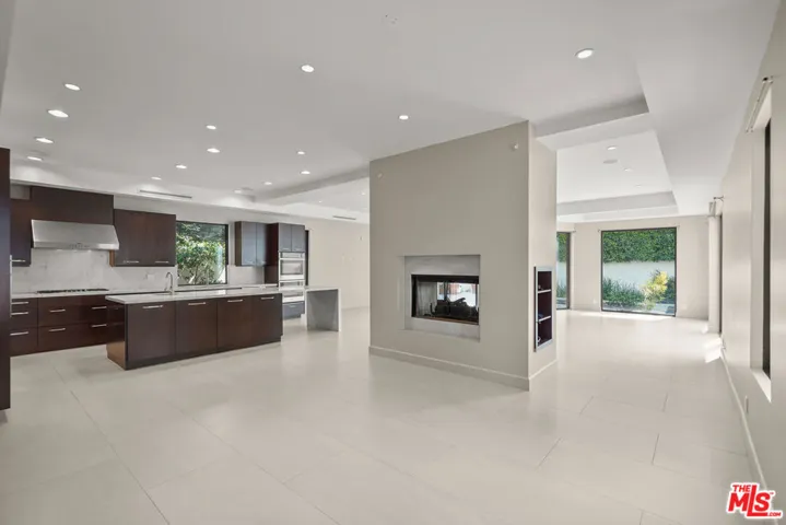 536 N Crescent Heights Boulevard, Los Angeles, California 90048