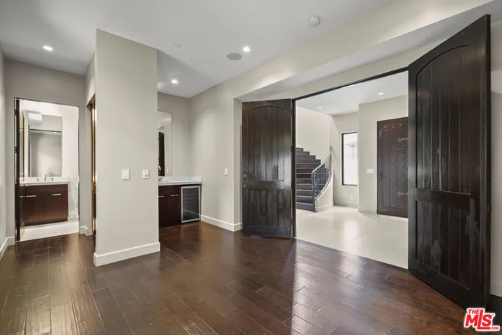 536 N Crescent Heights Boulevard, Los Angeles, California 90048