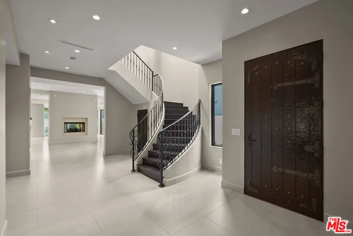 536 N Crescent Heights Boulevard, Los Angeles, California 90048