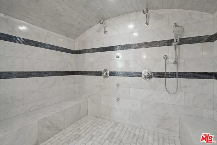 536 N Crescent Heights Boulevard, Los Angeles, California 90048