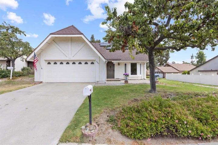 10040 Summitside Ln, Spring Valley, California 91977