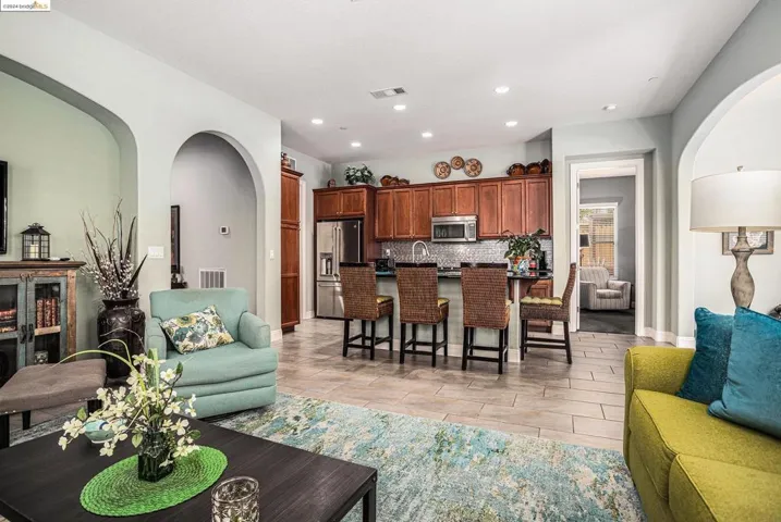 1080 Pomerol Cir, Brentwood, California 94513