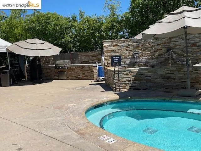 1080 Pomerol Cir, Brentwood, California 94513