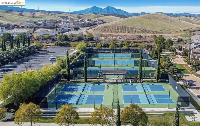 1080 Pomerol Cir, Brentwood, California 94513