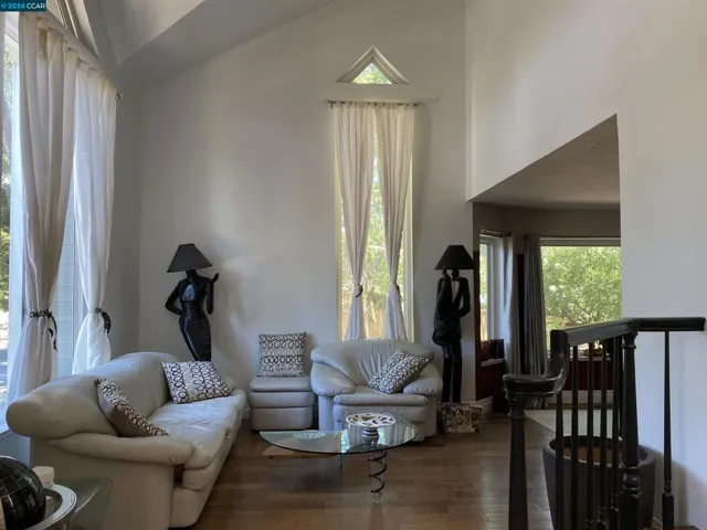 281 Stone Valley Way, Alamo, California 94507-1248