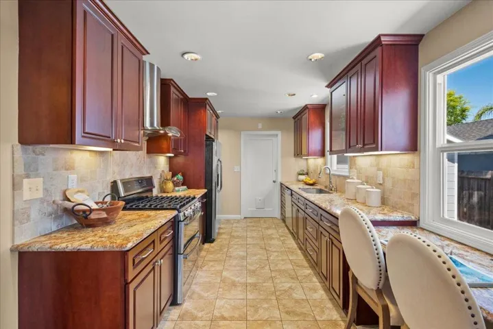 1339 Woodland Avenue, San Carlos, California 94070
