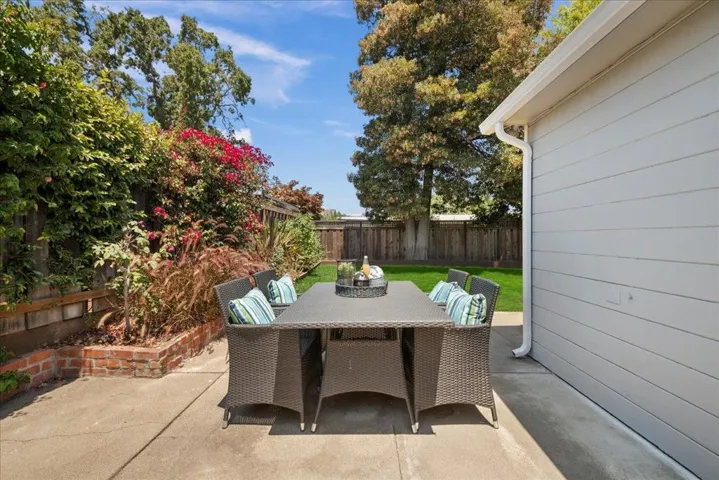 1339 Woodland Avenue, San Carlos, California 94070