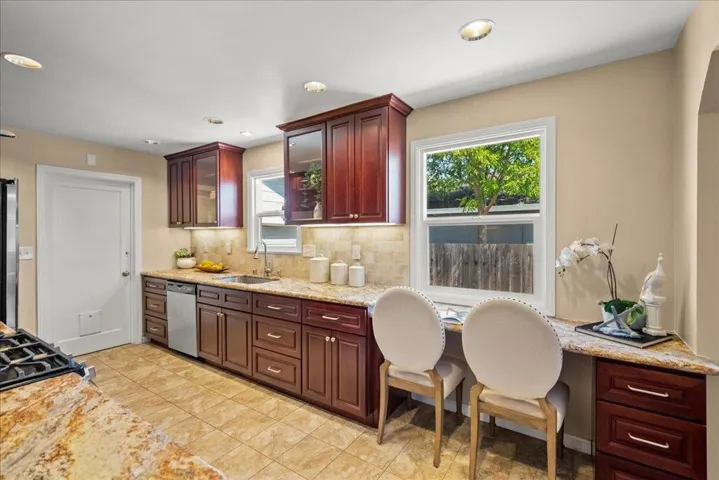 1339 Woodland Avenue, San Carlos, California 94070