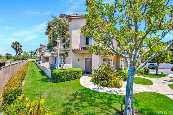7759 E Viewrim Drive, Anaheim Hills, California 92808
