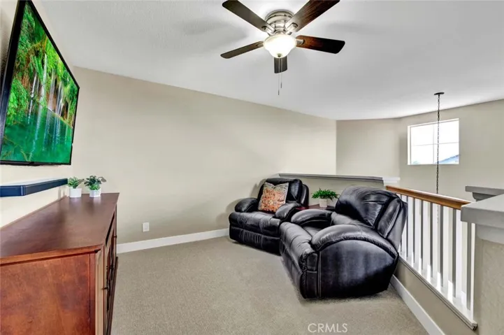 Perfect for additional entertaining or home office/gym