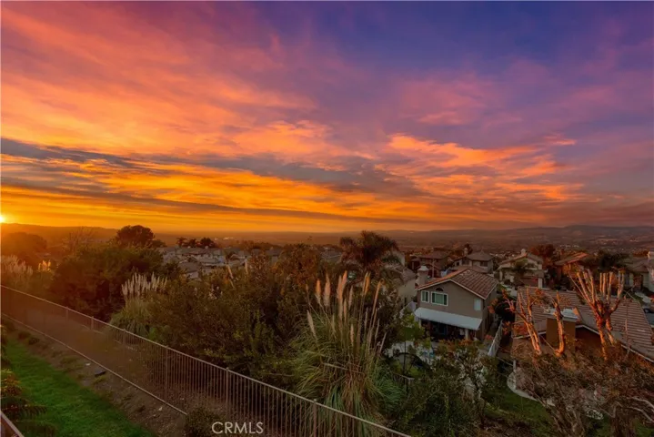 7759 E Viewrim Drive, Anaheim Hills, California 92808