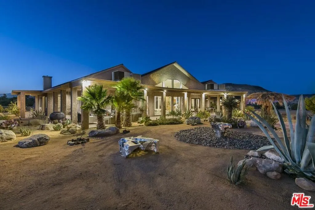 3569 Calmada Rd Road, Pioneertown, California 92268 home-pic-3