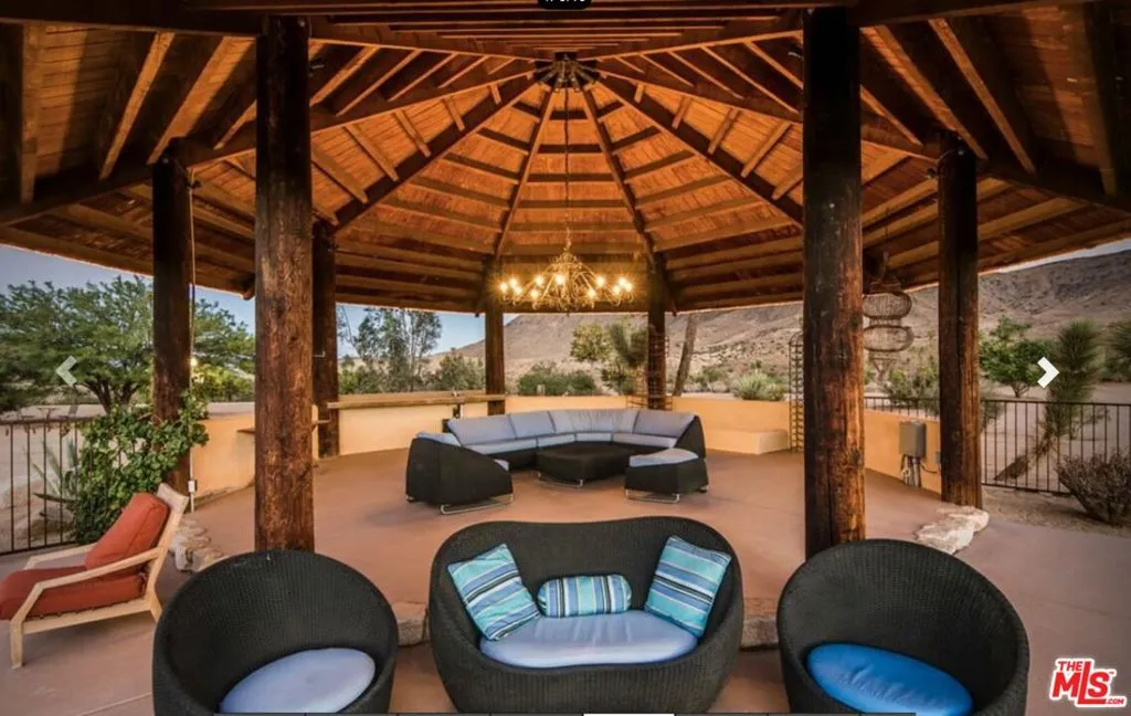 3569 Calmada Rd Road, Pioneertown, California 92268 home-pic-16