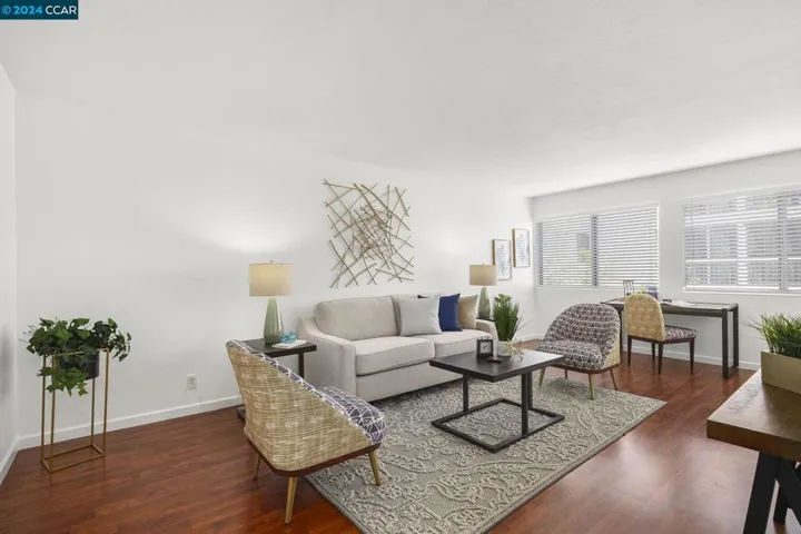 360 Vernon St 212, Oakland, California 94610