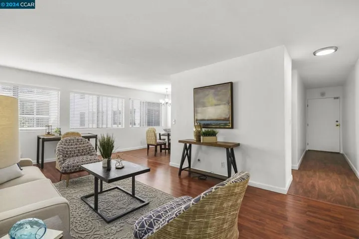 360 Vernon St 212, Oakland, California 94610