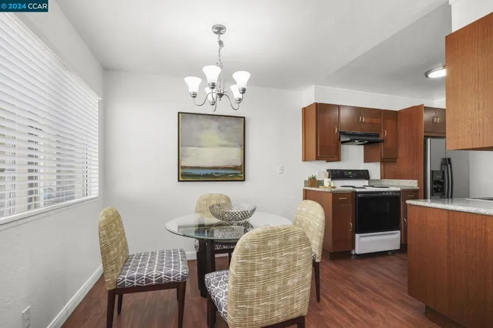 360 Vernon St 212, Oakland, California 94610