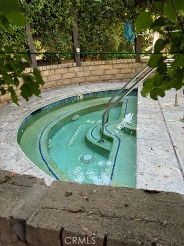 7308 Corbin Avenue M, Reseda, California 91335