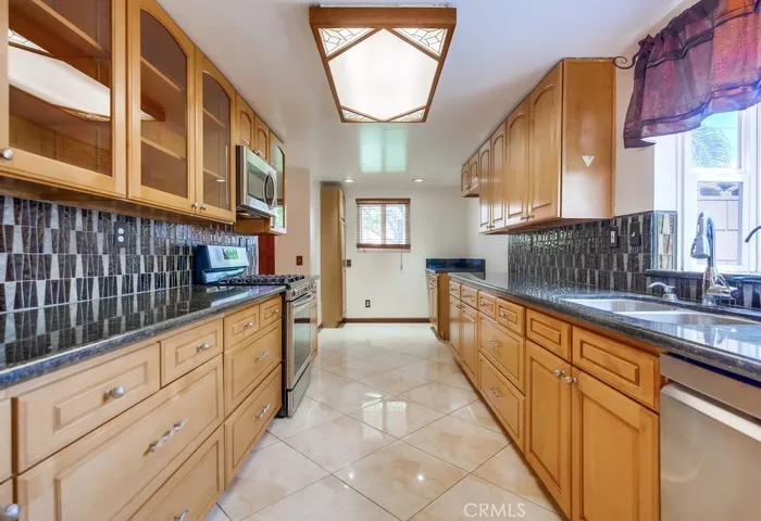 564 E Cambert Street, San Dimas, California 91773
