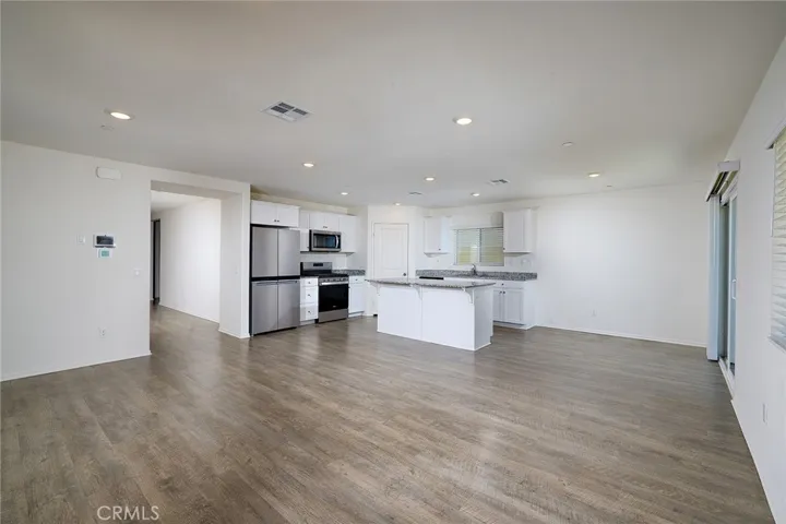 1230 Memorial Avenue, Hemet, California 92543