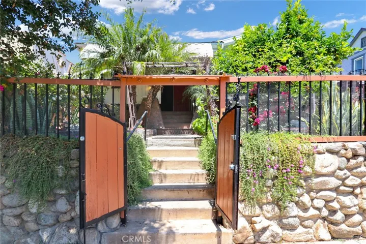 219 Joy Street, Los Angeles, California 90042