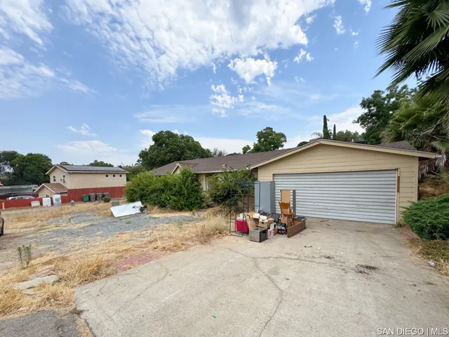 11961 Lemon Crest Dr, Lakeside, California 92040
