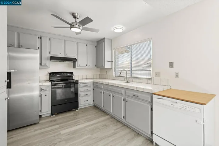 2146 Ackerman Dr, Pittsburg, California 94565-4650
