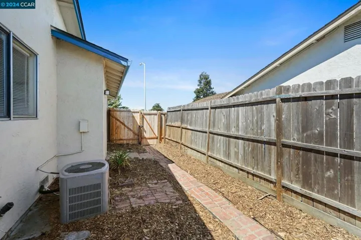 2146 Ackerman Dr, Pittsburg, California 94565-4650