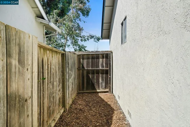 2146 Ackerman Dr, Pittsburg, California 94565-4650