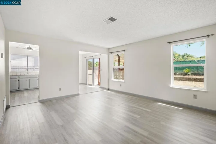 2146 Ackerman Dr, Pittsburg, California 94565-4650