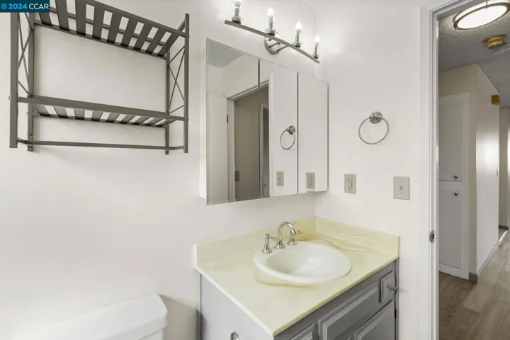 2146 Ackerman Dr, Pittsburg, California 94565-4650