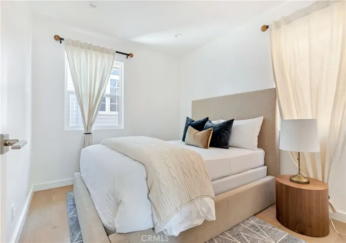 608 & 608.5 Acacia Avenue, Corona Del Mar, California 92625